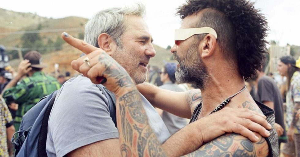 Μια rave αλληγορία και άλλη μια, ποιητική